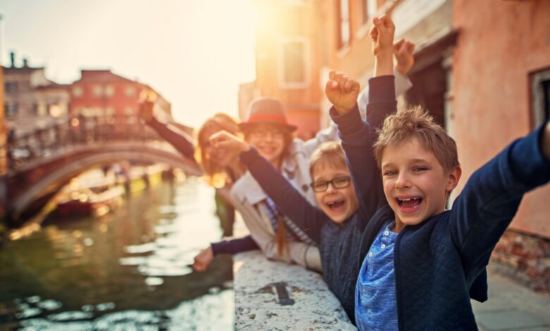 Arabesch - أخبار عربية في أوروبا عائلة في فينيسيا ايطاليا اوروبا