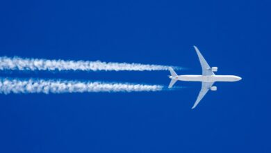 ارتفاع أسعار تذاكر الطيران في أوروبا.. ما علاقة النفط والتوترات العالمية؟Arabesch - أخبار عربية في أوروبا(6)